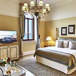 San Clemente Palace 5*