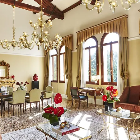 Ξενοδοχείο San Clemente Palace