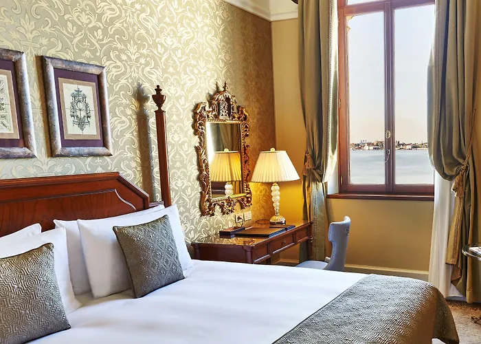 San Clemente Palace فندق