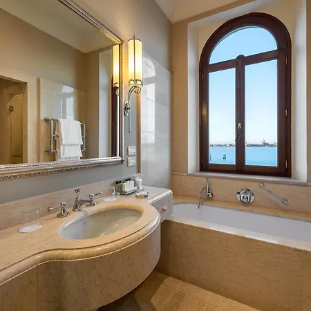 Hotel San Clemente Palace, - Managed By Mandarin Oriental