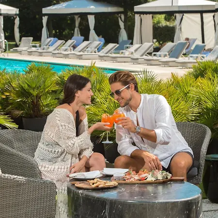San Clemente Palace 5* Velence