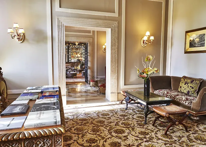 Hotel San Clemente Palace