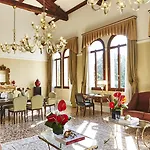 מלון San Clemente Palace