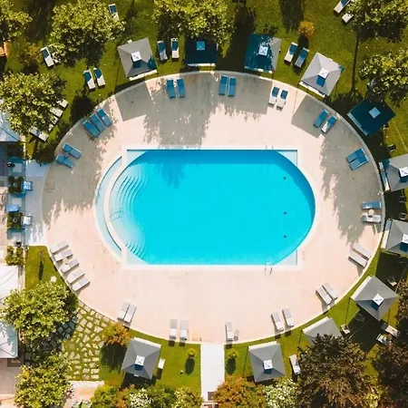 מלון San Clemente Palace 5*