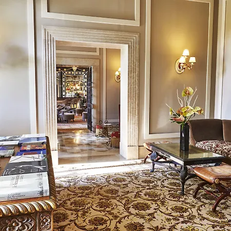 Hotel San Clemente Palace