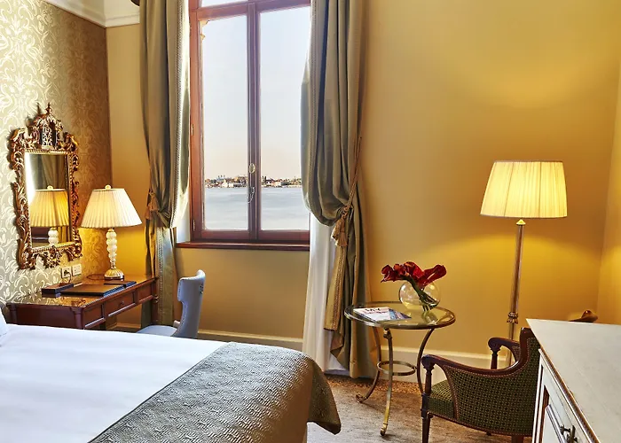 San Clemente Palace Hotel